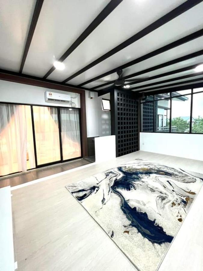 Faridz Homestay At Myra Saujana Kampong Simpang Empat Zewnętrze zdjęcie