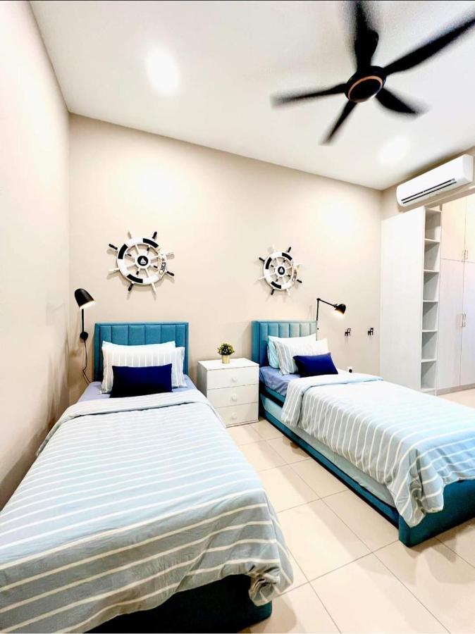 Faridz Homestay At Myra Saujana Kampong Simpang Empat Zewnętrze zdjęcie
